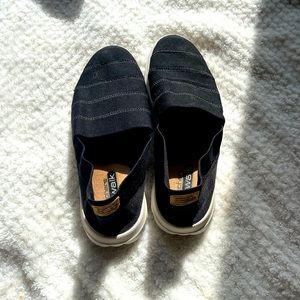 Black slip on women’s Sketchers